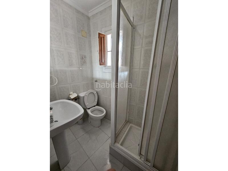 Foto aec15025-cea4-4c41-9a75-01e67ff770c5. Casa gran casa con terraza ! en Cútar