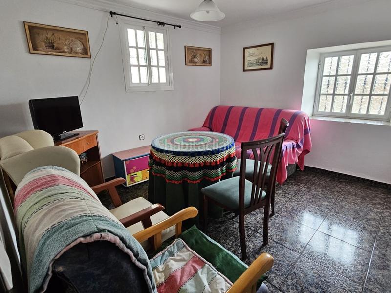 Foto ceba9af5-91d6-4e51-bbf7-5825159a656b. Casa gran casa con terraza ! en Cútar