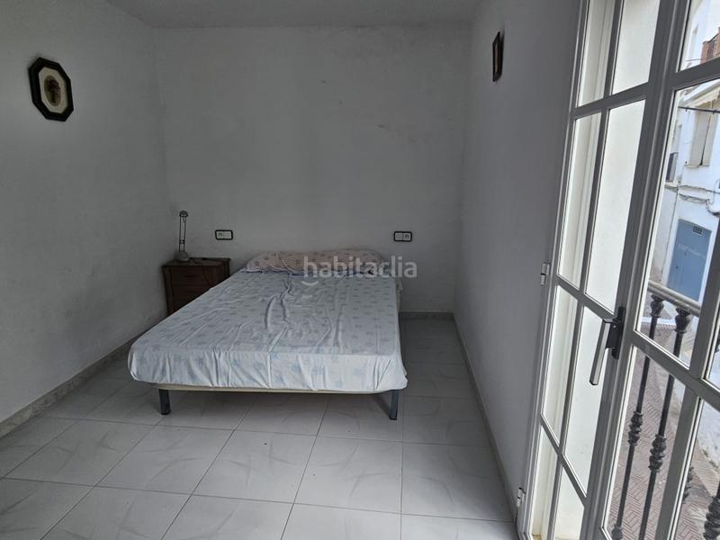 Foto cf04a07d-ac3f-4092-8cdf-aa139db9709a. Casa gran casa con terraza ! en Cútar