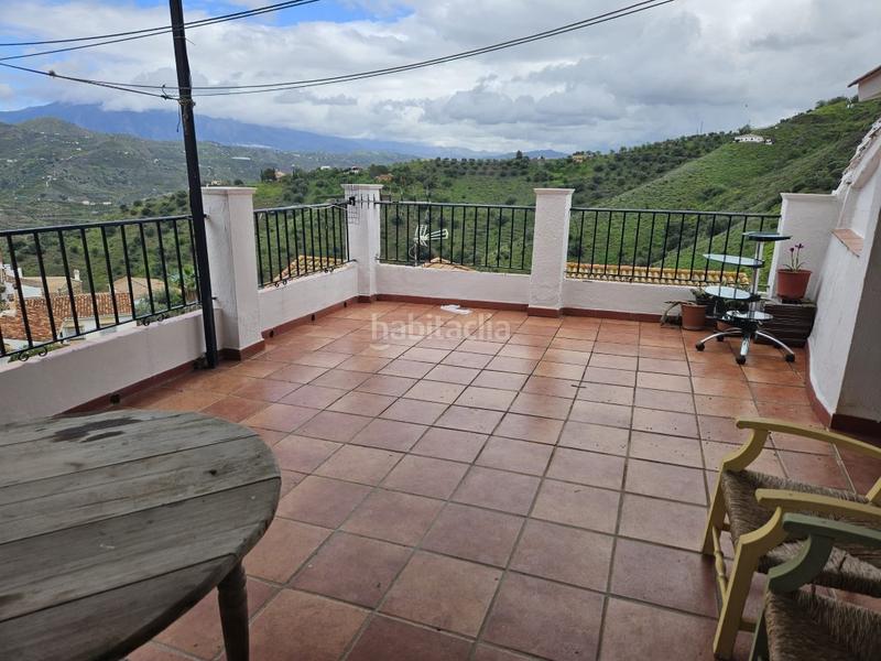 Foto e8eb4835-ef76-4d7e-aa0c-e139177c8d62. Casa gran casa con terraza ! en Cútar