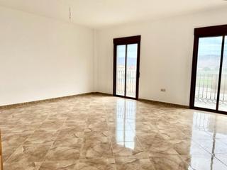 Pis  N/a. Pisos a estrenar con gran terraza y garaje en ventas de zafarray