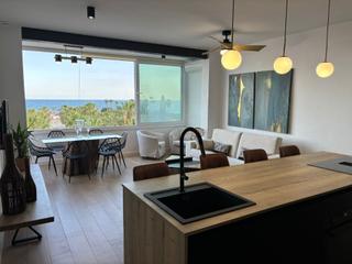 Rent Semi detached house  N/a. Maravilloso piso con vistas espectaculares en almayate!