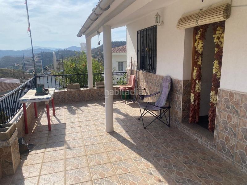 Foto ee55eebd-1377-4e56-9351-b6acd7aefd65. Casa amplia casa con terraza y garaje ! en Canillas de Aceituno