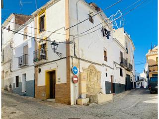 Casa a Alhama de Granada. Vivienda en pleno centro histórico