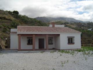 Haus in Canillas de Aceituno. Casa en canilla de aceituno!!
