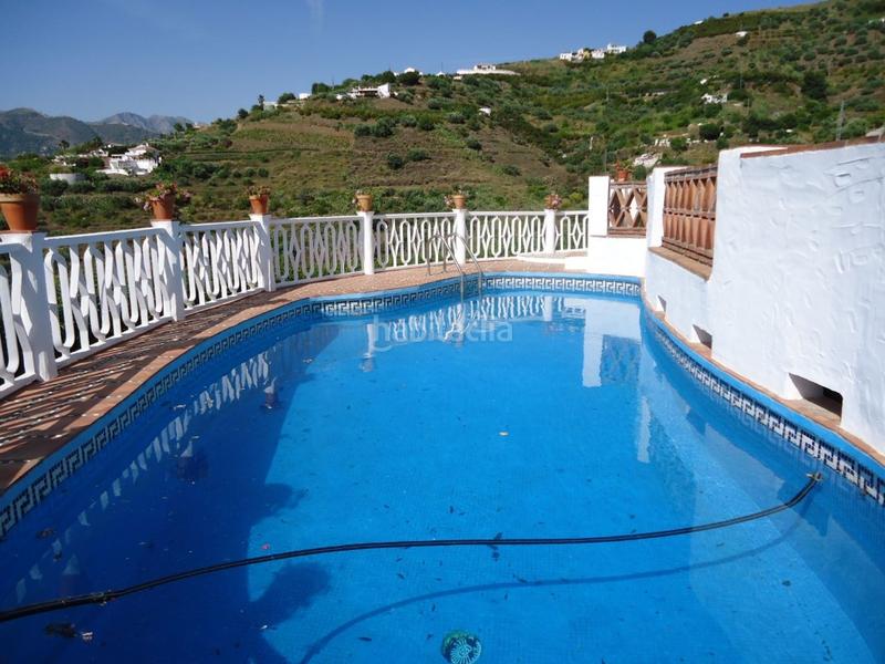 Foto ddb594e4-cb4a-4ee0-86bc-fbe4f45b423b. Xalet a Torrox pueblo Torrox