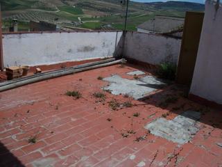 Casa a Alhama de Granada. Grande casa para reformar