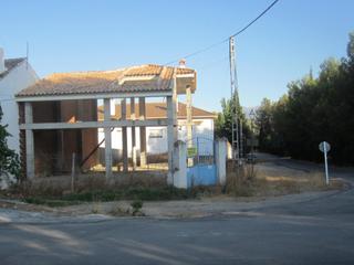 Terrain résidentiel à Arenas del Rey. Solar urbano can casa en estructura y proyecto