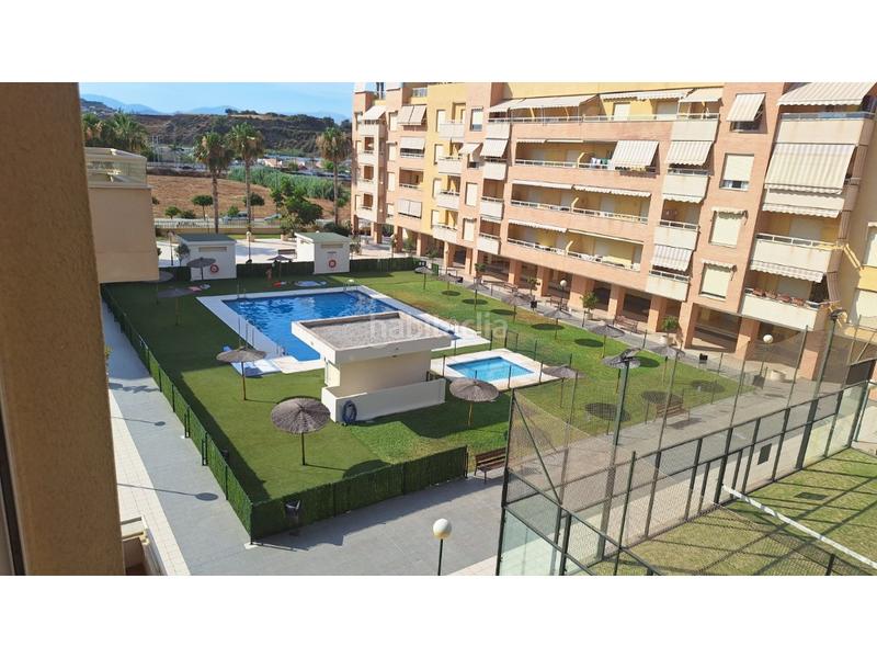 Foto c2194ec9-6852-43b1-866d-c53c0a78f565. Piso moderno piso en zona exclusiva , a solo 3 minutos de la playa! en Torre del Mar