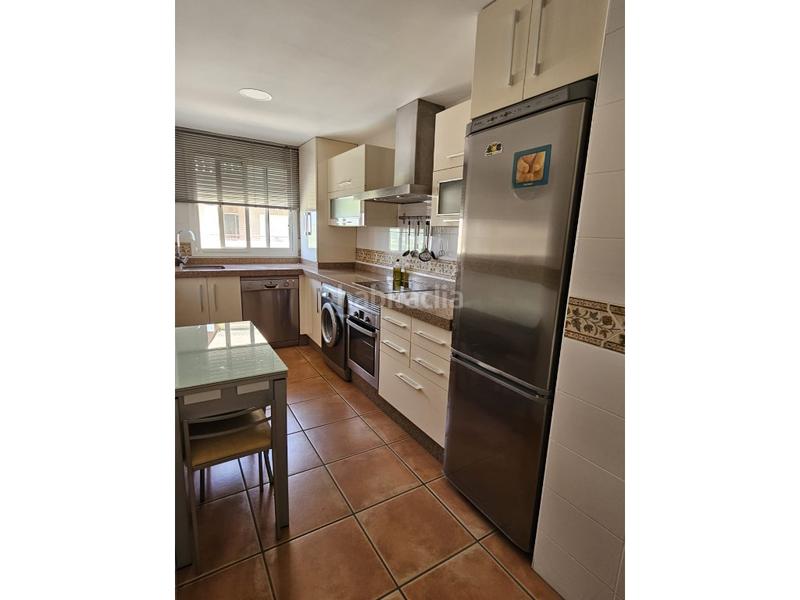 Foto c78154d6-e2b6-43d6-b5b9-e0d94bfc4727. Alquiler piso magnífico piso con terraza en vélezmálaga! en Vélez - Málaga