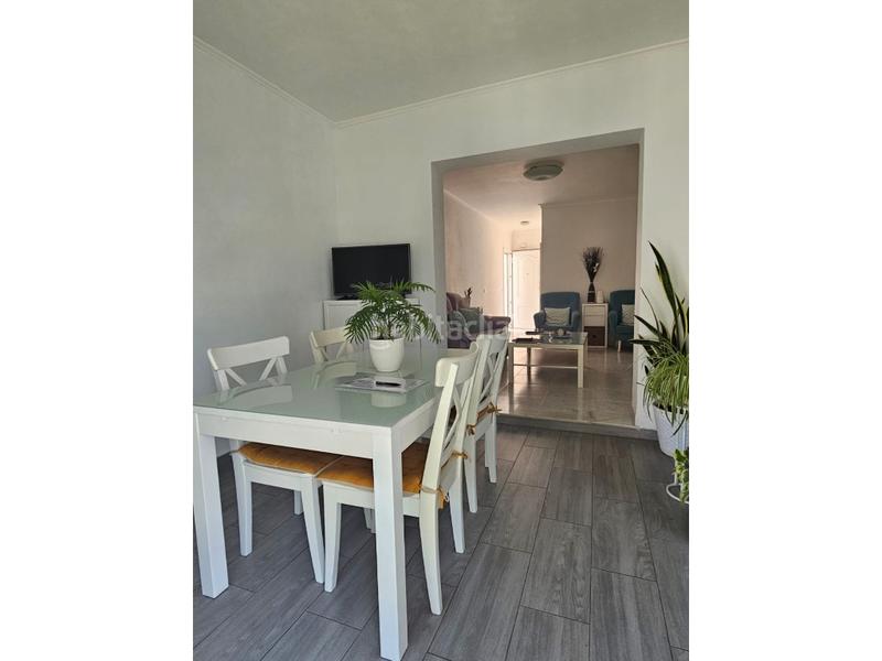 Foto 266db9f0-13e6-4a71-af6b-f80b2fd210a3. Appartamento con piscina in Torrox park Torrox