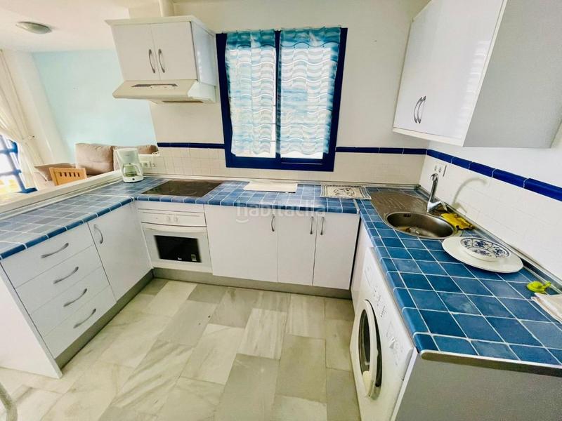 Foto 31ffde4a-b102-457c-865e-422de3e93782. Pis amb aparcament a El Morche Torrox