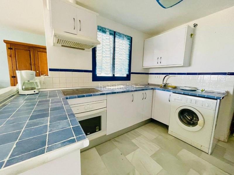 Foto 37fd75d3-ba4b-4439-a397-e42477d9ad3d. Pis amb aparcament a El Morche Torrox