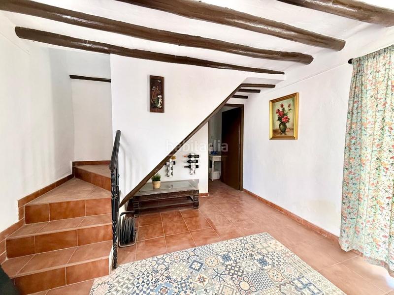 Foto 2656e28f-d89a-4d82-a2fd-1694e0165f9a. Masia amb aparcament a Cacín