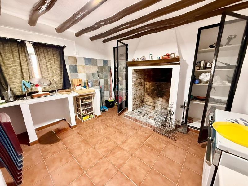 Foto e3cf06c0-4e6c-43b5-a249-35f460281cff. Masia amb aparcament a Cacín