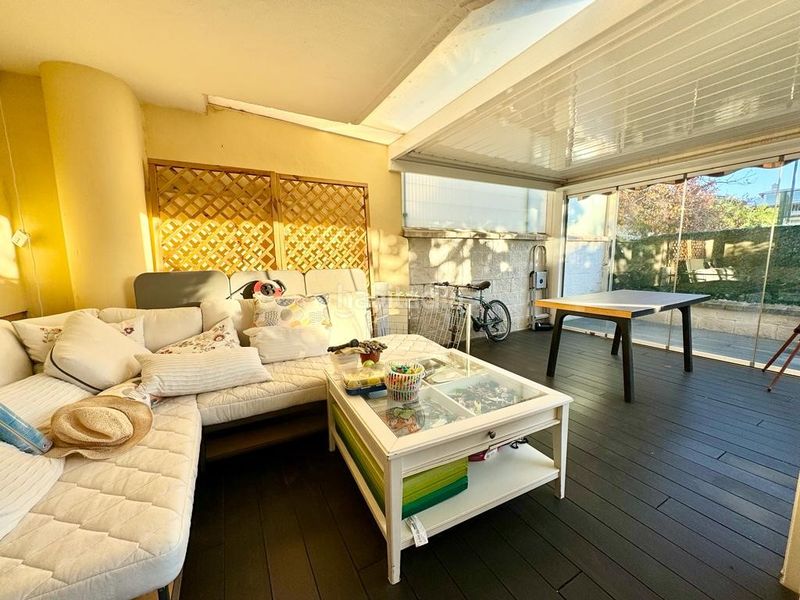 Foto 3ade94c1-93b1-409a-8ddb-d92230d91d81. Alquiler piso magnífico bajo con gran terraza y piscina en baviera golf en Caleta de Velez