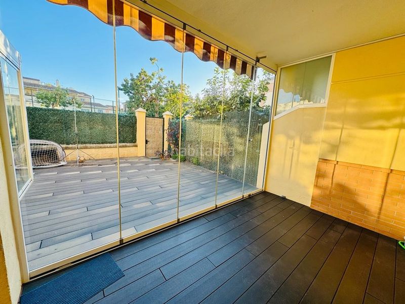 Foto 3efd6e42-69f3-4ee8-92de-377552635f45. Alquiler piso magnífico bajo con gran terraza y piscina en baviera golf en Caleta de Velez