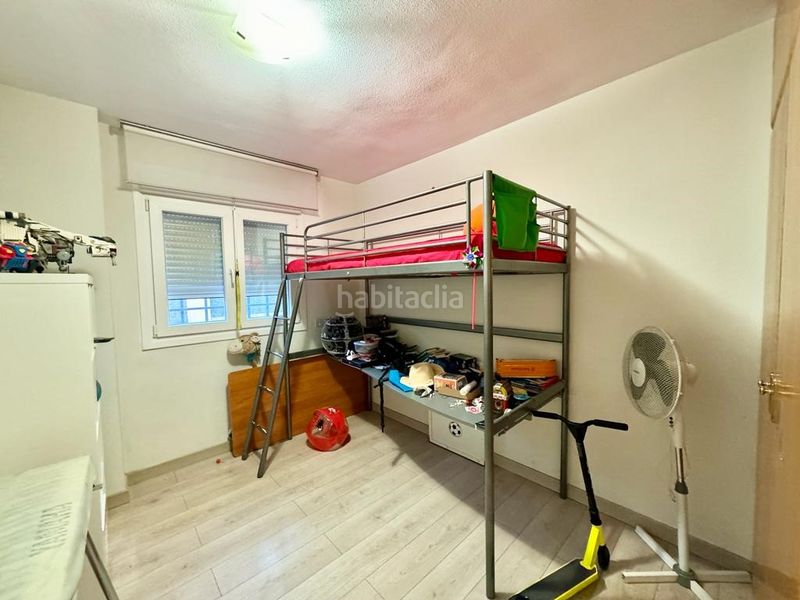 Foto a5feb3a4-7b1b-436d-9058-43421407fd5b. Alquiler piso magnífico bajo con gran terraza y piscina en baviera golf en Caleta de Velez