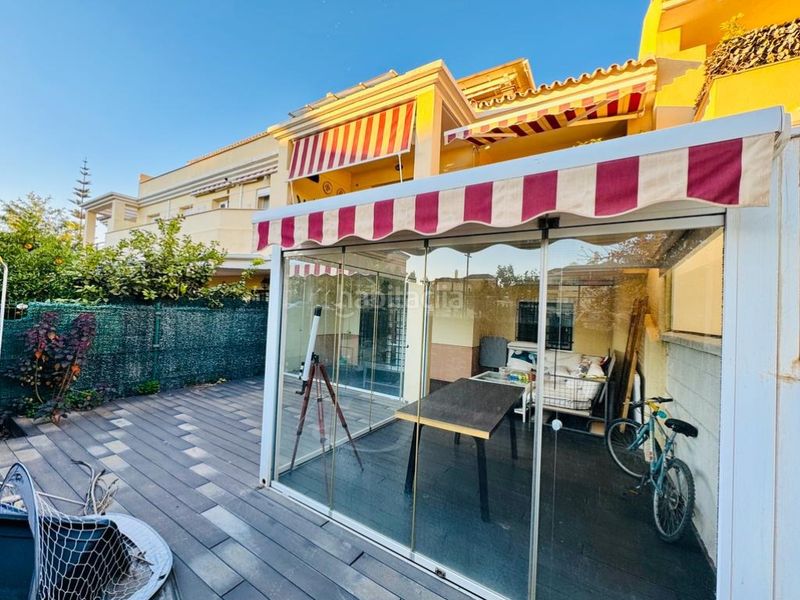 Foto c49c4a31-41dd-4805-9f44-95118de4e6b0. Alquiler piso magnífico bajo con gran terraza y piscina en baviera golf en Caleta de Velez