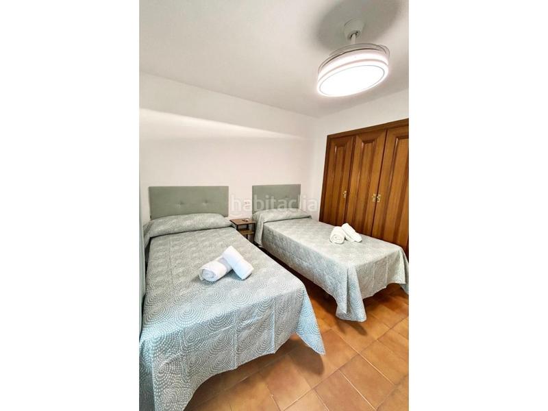 Foto 0467169e-cac4-4995-96d3-13dd9d0fda59. Alquiler piso magnífico piso con piscina en Laguna Beach! en Torrox