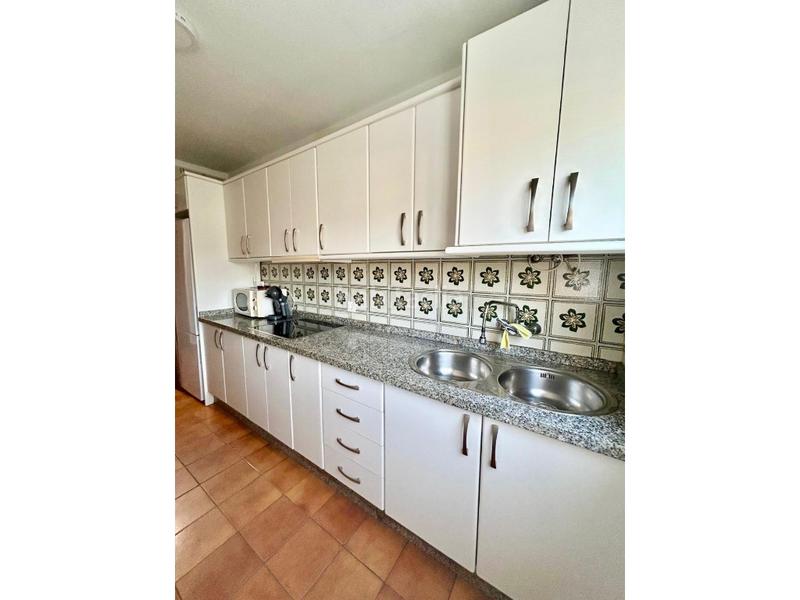 Foto 6859935e-6cc9-4fa6-9df9-3018f8e7da0f. Alquiler piso magnífico piso con piscina en Laguna Beach! en Torrox