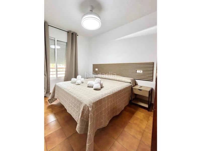 Foto d4d6e2f7-b227-4271-adf2-a1296bf051b5. Alquiler piso magnífico piso con piscina en Laguna Beach! en Torrox