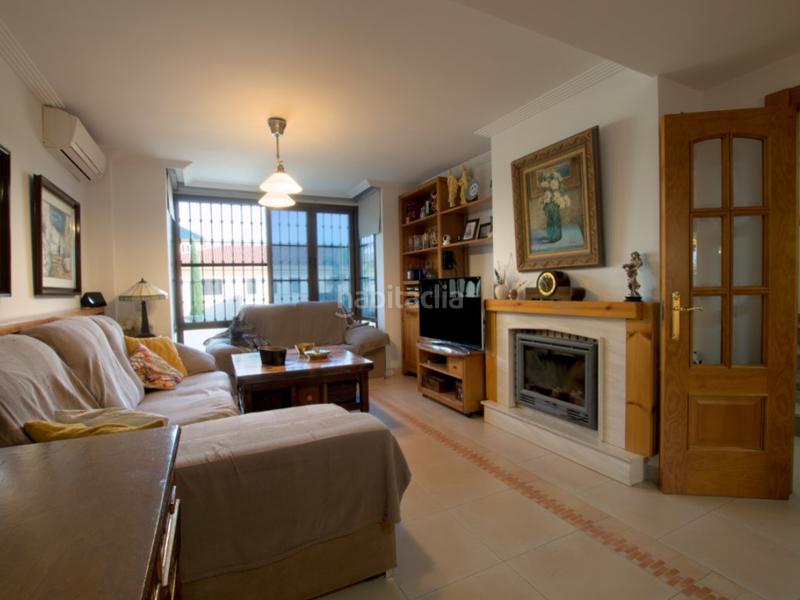 Foto 529950d5-ab5e-4106-bf67-34b0aa8c2434. Reihenhaus mit parking pool in Capellanía - Retamar Alhaurín de la Torre