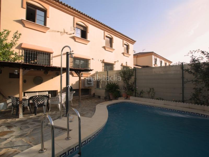 Foto 59b7c19c-31a9-46dd-9276-a5d85db1a3dc. Reihenhaus mit parking pool in Capellanía - Retamar Alhaurín de la Torre