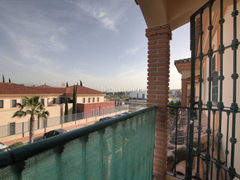 Foto c4488ac4-94ee-4bb3-a898-4d5124915407. Reihenhaus mit parking pool in Capellanía - Retamar Alhaurín de la Torre