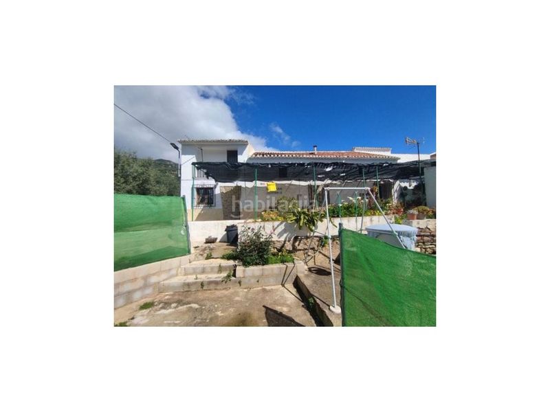 Foto c0e46e41-f96f-4c4b-9508-a86e49f87f70. Masía gran finca con casa a 5 minutos . en Periana