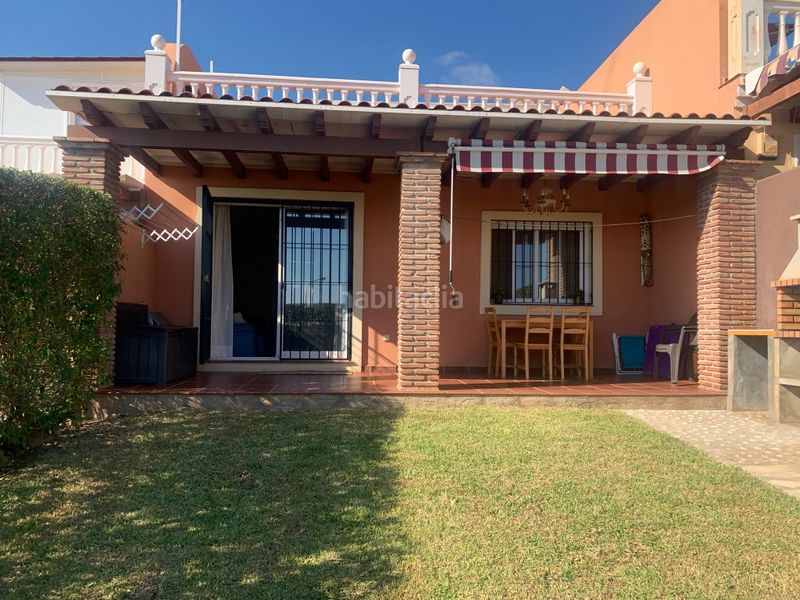 Foto 0b16b42a-7ba2-4888-89fe-d6b3567baadf. Xalet amb piscina a Torrox park Torrox