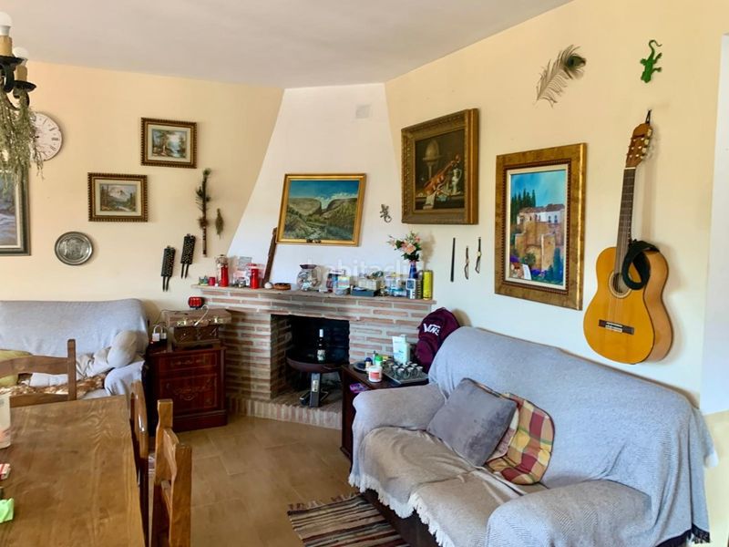 Foto efbc9ecc-0708-4273-950f-52967fb2149e. Casa amb aparcament a Viñuela