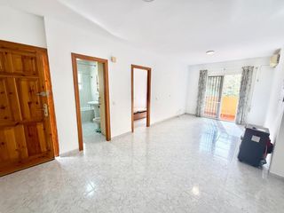 Flat  Calle ubeda. Apartamento en nerja burriana
