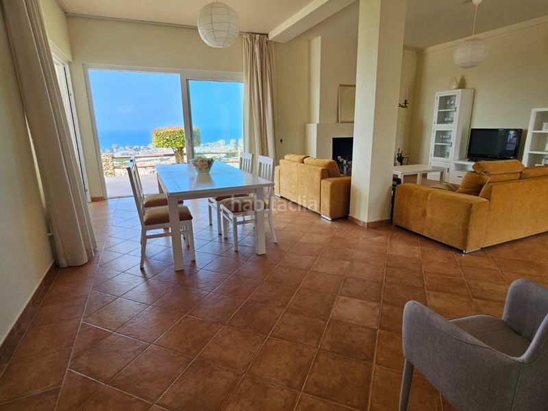 Foto bae2cb90-d857-4073-a051-5d144ce17cfe. Casa amb aparcament piscina a Urbanización Santa Rosa Torrox