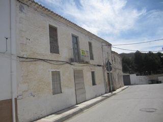 Casa en Cacín. Ganga!!! complejo de 3 casas !!!!
