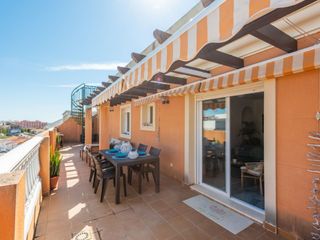 Rent Penthouse  Camino viejo de velez. Magnífico ático a unos pasos de la playa y plaza de parking en r
