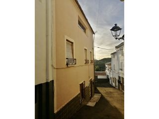 Casa  Calle veredon. Encantadora casa en valdepeñas de jaén.