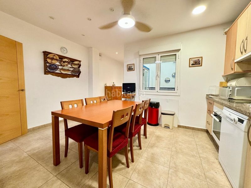 Foto f694b3aa-b904-45da-8900-c3e039c7683a. Rent house in Paseo Marítimo de Levante Torre del Mar