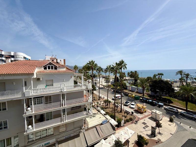 Foto 3d536d77-934a-40cd-8e7d-a273bb391145. Pis a Centro Torre del Mar