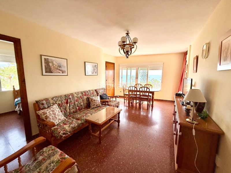 Foto f0e0b29b-7b0e-42d6-bba3-6dbd507d07d2. Pis a Centro Torre del Mar