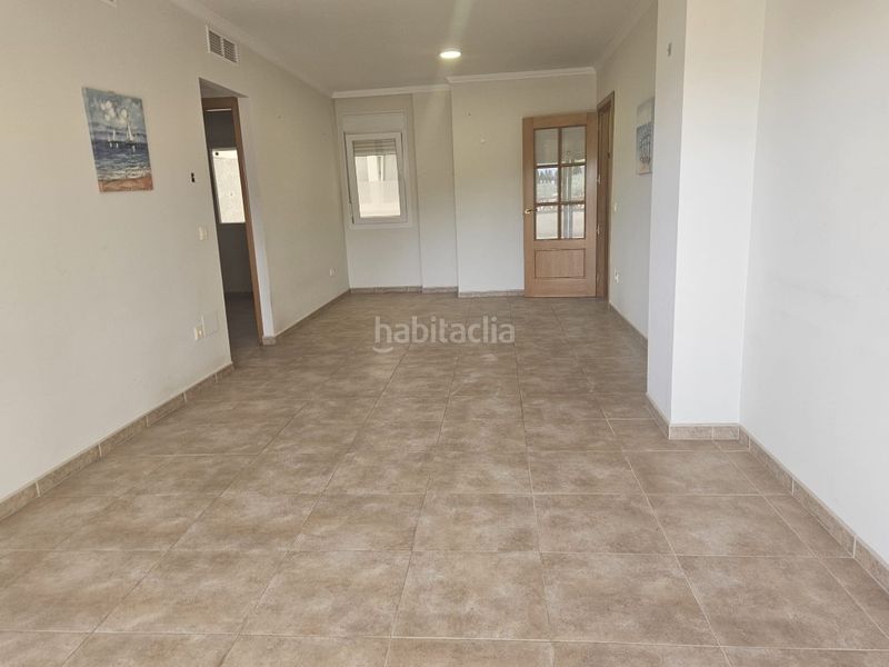 Foto 6b92e9e1-e784-4d3f-b4b6-75574f349dfa. Alquiler piso  con piscina . en Alcaucín