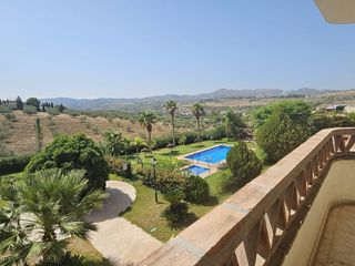 Location Appartement  Urbanizacion buenavista. Piso con piscina en alcaucín.