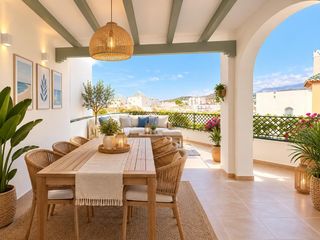 Chalet  Calle lucena. Casa adosada en venta en nerja, a pocos minutos de playa burrian