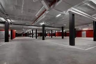 Car parking in Calle de la vansa 2