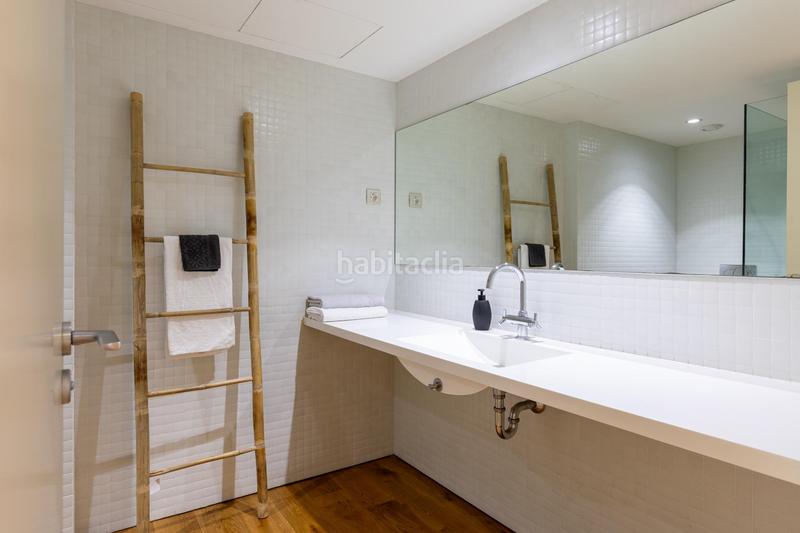 Foto 2da85a84-e1ee-4f79-9880-e5d059280480. Dúplex inversión en rentabilidad en el centro dúplex tipo loft en finca icónica en Sabadell