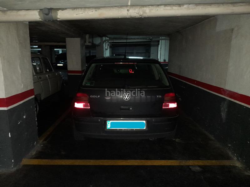 Foto b619e906-eb48-4a99-9bbe-8d1cadf3feee. Autoparkplatz in Santutxu-Basarrate Bilbao