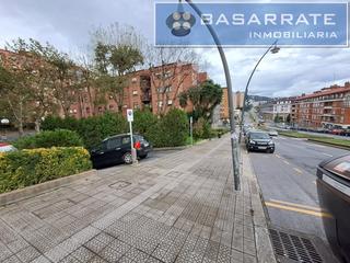 Parking voiture à Garat txomin hiribidea 1