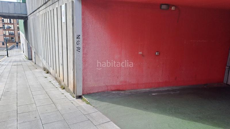 Foto bf368c2b-1645-4dd8-b116-a55e9be37082. Parking coche en Santutxu-Basarrate Bilbao