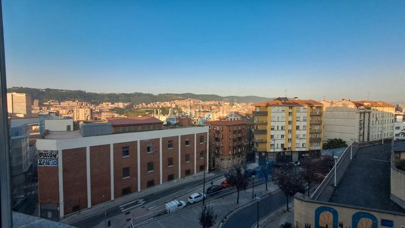 Foto d3f215f8-6d5d-40dc-a723-5e5f99f1ff89. Pis amb calefacció aparcament a Zabala Bilbao