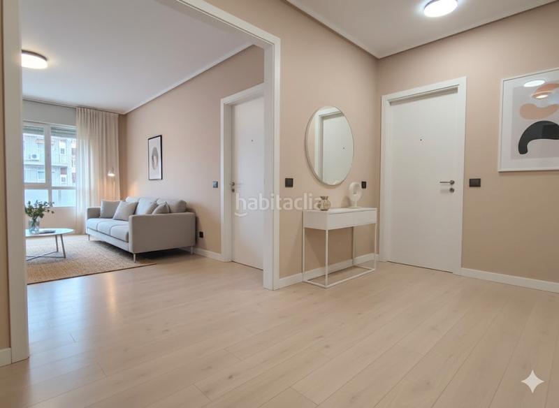 Foto 334420da-bff7-487a-a355-e1e37b0319f5. Piso estupendo piso con terraza en pleno santutxu en Bilbao